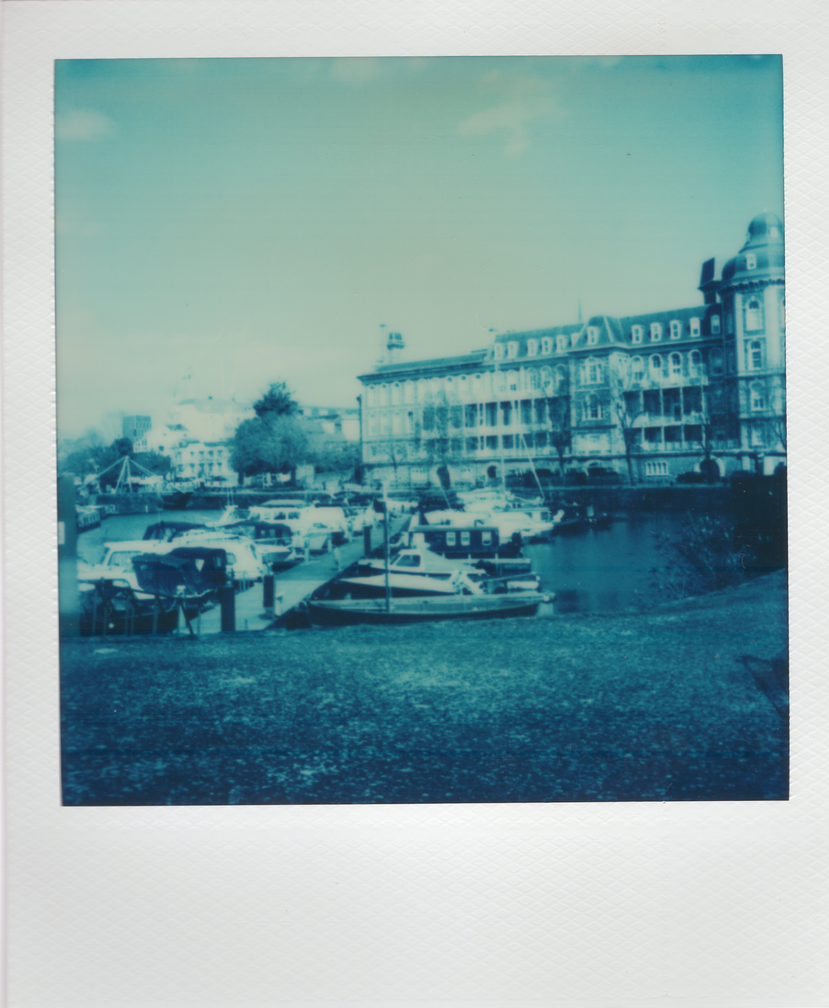 blue_polaroids